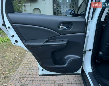 Белый Хонда СРВ, объемом двигателя 1.6 л и пробегом 151 тыс. км за 19850 $, фото 72 на Automoto.ua