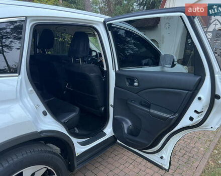 Белый Хонда СРВ, объемом двигателя 1.6 л и пробегом 151 тыс. км за 19850 $, фото 75 на Automoto.ua