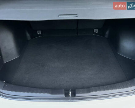 Белый Хонда СРВ, объемом двигателя 1.6 л и пробегом 151 тыс. км за 19850 $, фото 112 на Automoto.ua