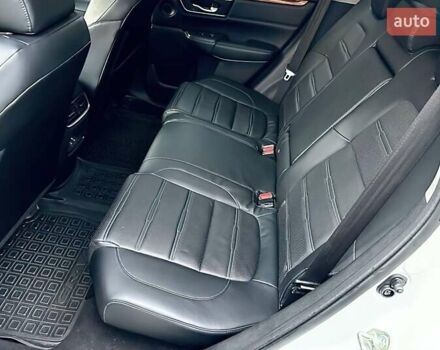 Белый Хонда СРВ, объемом двигателя 1.5 л и пробегом 101 тыс. км за 18300 $, фото 28 на Automoto.ua