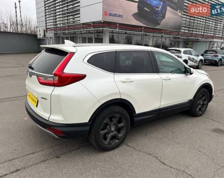 Белый Хонда СРВ, объемом двигателя 1.5 л и пробегом 178 тыс. км за 21200 $, фото 6 на Automoto.ua