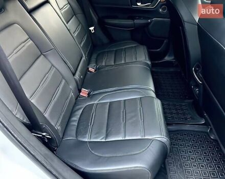 Белый Хонда СРВ, объемом двигателя 1.5 л и пробегом 101 тыс. км за 18300 $, фото 29 на Automoto.ua