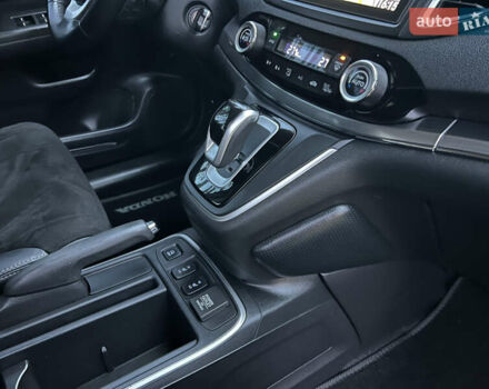 Белый Хонда СРВ, объемом двигателя 1.6 л и пробегом 151 тыс. км за 19850 $, фото 94 на Automoto.ua