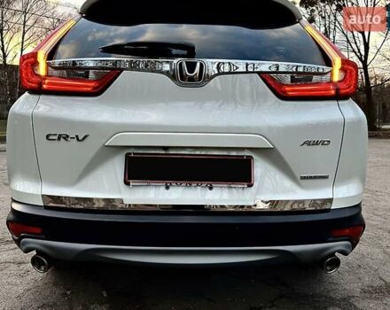 Белый Хонда СРВ, объемом двигателя 1.5 л и пробегом 101 тыс. км за 18300 $, фото 5 на Automoto.ua