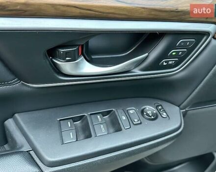 Белый Хонда СРВ, объемом двигателя 1.5 л и пробегом 101 тыс. км за 18300 $, фото 13 на Automoto.ua