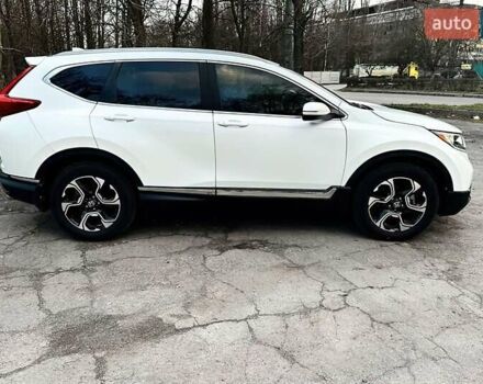 Белый Хонда СРВ, объемом двигателя 1.5 л и пробегом 101 тыс. км за 18300 $, фото 3 на Automoto.ua