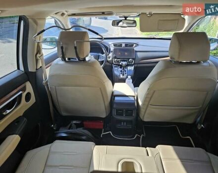 Белый Хонда СРВ, объемом двигателя 1.5 л и пробегом 192 тыс. км за 21000 $, фото 2 на Automoto.ua