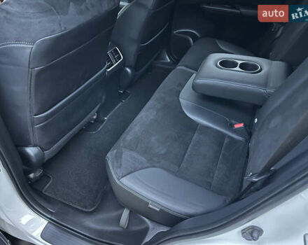 Белый Хонда СРВ, объемом двигателя 1.6 л и пробегом 151 тыс. км за 19850 $, фото 70 на Automoto.ua