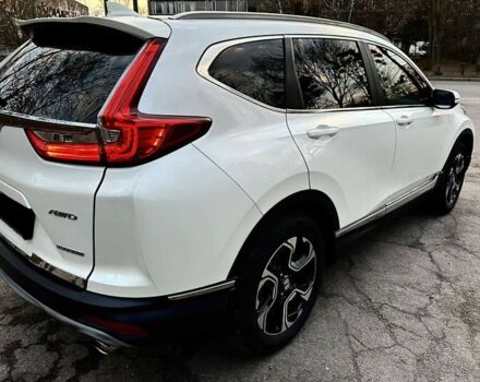 Белый Хонда СРВ, объемом двигателя 1.5 л и пробегом 101 тыс. км за 16300 $, фото 4 на Automoto.ua