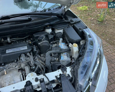 Белый Хонда СРВ, объемом двигателя 1.6 л и пробегом 151 тыс. км за 19850 $, фото 34 на Automoto.ua