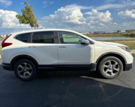 Белый Хонда СРВ, объемом двигателя 1.5 л и пробегом 64 тыс. км за 14000 $, фото 3 на Automoto.ua