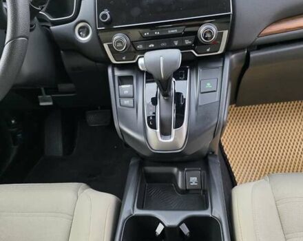 Белый Хонда СРВ, объемом двигателя 1.5 л и пробегом 115 тыс. км за 19500 $, фото 24 на Automoto.ua