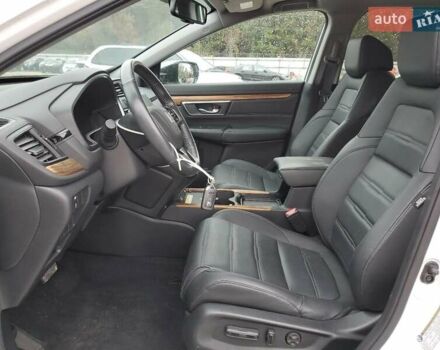 Белый Хонда СРВ, объемом двигателя 1.5 л и пробегом 43 тыс. км за 8900 $, фото 6 на Automoto.ua