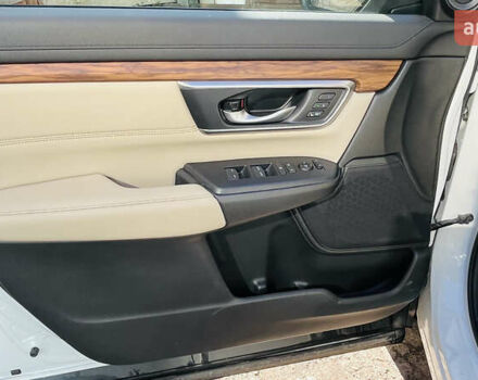 Белый Хонда СРВ, объемом двигателя 1.99 л и пробегом 6 тыс. км за 28500 $, фото 13 на Automoto.ua