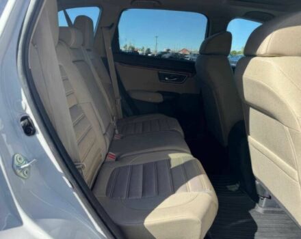 Белый Хонда СРВ, объемом двигателя 1.5 л и пробегом 13 тыс. км за 12000 $, фото 10 на Automoto.ua