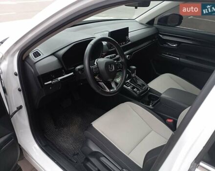 Белый Хонда СРВ, объемом двигателя 1.5 л и пробегом 9 тыс. км за 27000 $, фото 6 на Automoto.ua