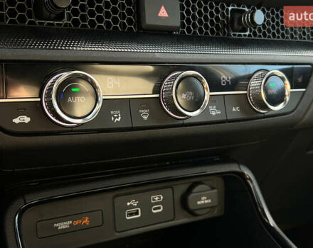 Белый Хонда СРВ, объемом двигателя 1.99 л и пробегом 7 тыс. км за 31750 $, фото 18 на Automoto.ua