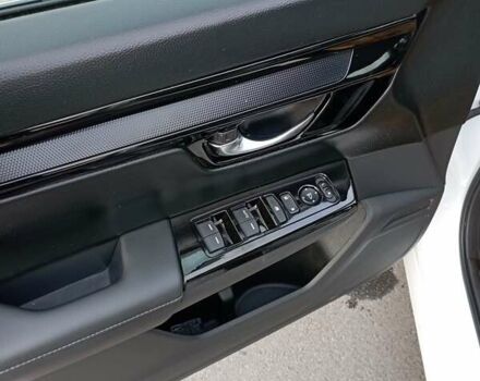 Белый Хонда СРВ, объемом двигателя 1.5 л и пробегом 9 тыс. км за 27000 $, фото 20 на Automoto.ua