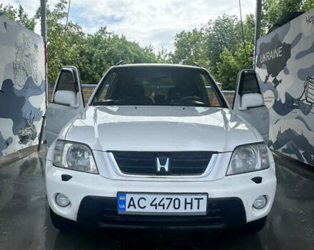 Белый Хонда СРВ, объемом двигателя 1.97 л и пробегом 350 тыс. км за 5500 $, фото 1 на Automoto.ua