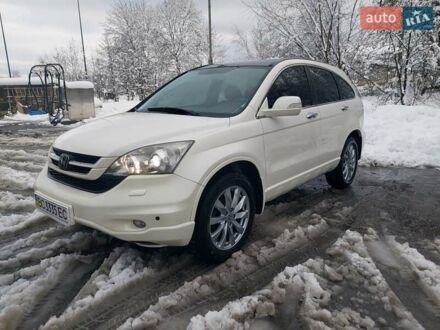 Белый Хонда СРВ, объемом двигателя 2 л и пробегом 204 тыс. км за 12300 $, фото 1 на Automoto.ua