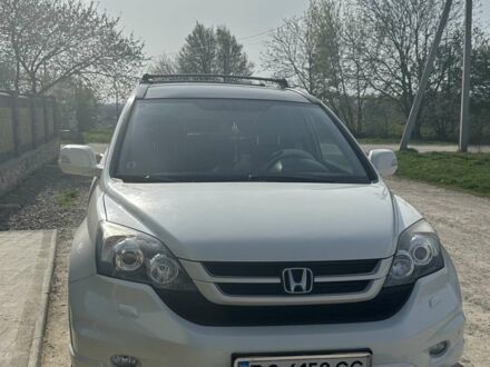 Белый Хонда СРВ, объемом двигателя 2.2 л и пробегом 245 тыс. км за 13500 $, фото 1 на Automoto.ua