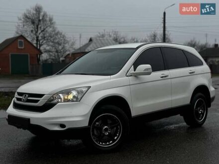 Белый Хонда СРВ, объемом двигателя 2.2 л и пробегом 170 тыс. км за 12500 $, фото 1 на Automoto.ua