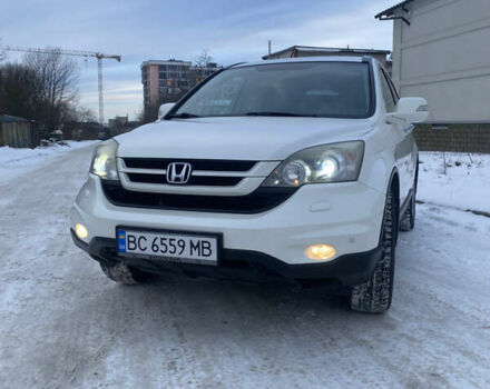 Белый Хонда СРВ, объемом двигателя 2.2 л и пробегом 281 тыс. км за 13300 $, фото 1 на Automoto.ua