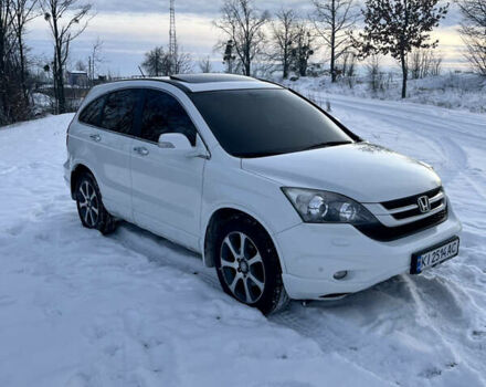Белый Хонда СРВ, объемом двигателя 2.4 л и пробегом 250 тыс. км за 12900 $, фото 1 на Automoto.ua