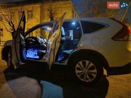 Хонда СРВ 2013 в Новояворовск на Automoto.ua Белый Хонда СРВ, объемом двигателя 1.6 л и пробегом 222 тыс. км за 16200 $, фото 1 на Automoto.ua