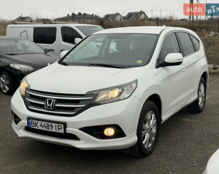 Белый Хонда СРВ, объемом двигателя 2.2 л и пробегом 229 тыс. км за 17850 $, фото 1 на Automoto.ua