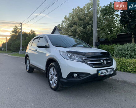 Белый Хонда СРВ, объемом двигателя 2.35 л и пробегом 177 тыс. км за 17000 $, фото 1 на Automoto.ua