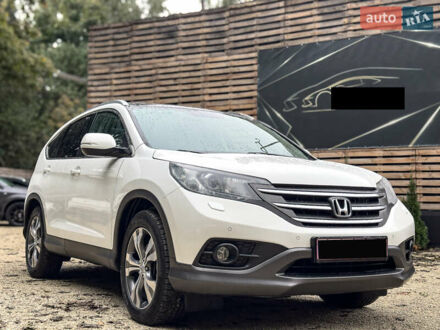 Белый Хонда СРВ, объемом двигателя 2.2 л и пробегом 254 тыс. км за 18300 $, фото 1 на Automoto.ua