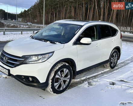 Белый Хонда СРВ, объемом двигателя 2.35 л и пробегом 183 тыс. км за 17500 $, фото 1 на Automoto.ua