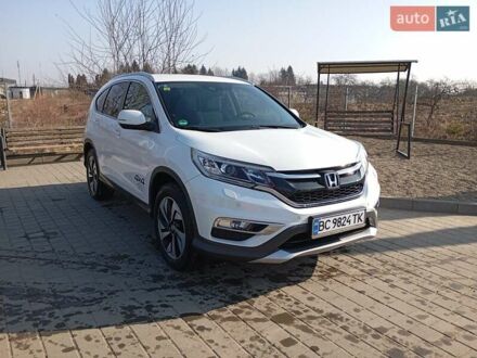 Хонда СРВ 2015 в Самборе на Automoto.ua Белый Хонда СРВ, объемом двигателя 1.6 л и пробегом 133 тыс. км за 20500 $, фото 1 на Automoto.ua