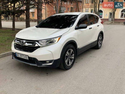 Хонда СРВ 2017 в Днепре (Днепропетровске) на Automoto.ua Белый Хонда СРВ, объемом двигателя 2.36 л и пробегом 64 тыс. км за 19500 $, фото 1 на Automoto.ua