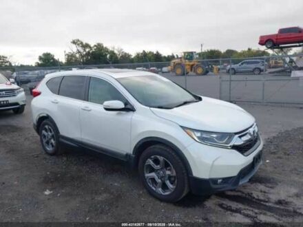 Белый Хонда СРВ, объемом двигателя 1.5 л и пробегом 48 тыс. км за 6300 $, фото 1 на Automoto.ua