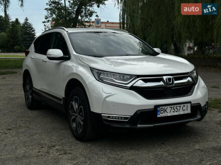 Хонда СРВ 2023 в Млынове на Automoto.ua Белый Хонда СРВ, объемом двигателя 1.99 л и пробегом 60 тыс. км за 39500 $, фото 1 на Automoto.ua