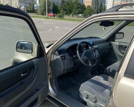 Бежевый Хонда СРВ, объемом двигателя 1.97 л и пробегом 325 тыс. км за 5500 $, фото 1 на Automoto.ua