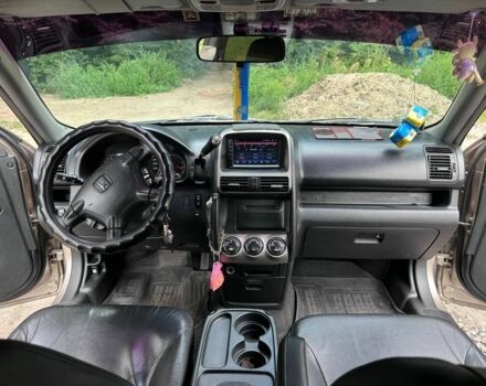 Бежевый Хонда СРВ, объемом двигателя 2 л и пробегом 314 тыс. км за 7500 $, фото 5 на Automoto.ua