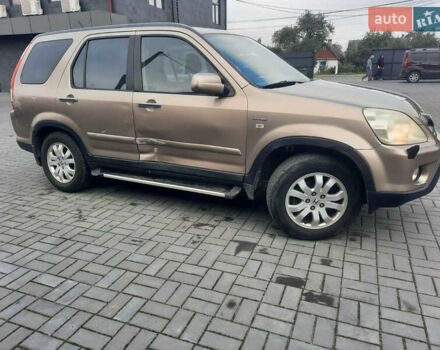 Бежевий Хонда СРВ, об'ємом двигуна 2 л та пробігом 360 тис. км за 4100 $, фото 9 на Automoto.ua