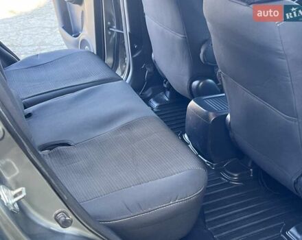 Бежевий Хонда СРВ, об'ємом двигуна 2 л та пробігом 289 тис. км за 8400 $, фото 12 на Automoto.ua