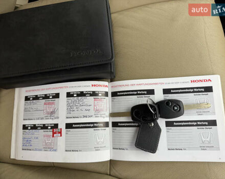 Бежевий Хонда СРВ, об'ємом двигуна 2 л та пробігом 247 тис. км за 12499 $, фото 28 на Automoto.ua
