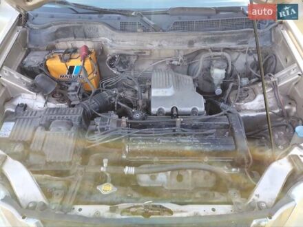 Бежевый Хонда СРВ, объемом двигателя 1.6 л и пробегом 355 тыс. км за 5000 $, фото 1 на Automoto.ua