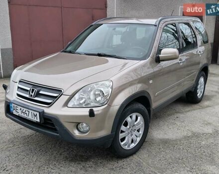 Бежевый Хонда СРВ, объемом двигателя 2 л и пробегом 168 тыс. км за 9500 $, фото 1 на Automoto.ua