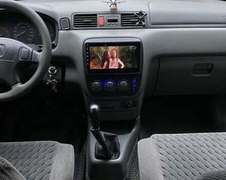 Черный Хонда СРВ, объемом двигателя 1.97 л и пробегом 239 тыс. км за 3250 $, фото 12 на Automoto.ua