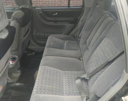 Черный Хонда СРВ, объемом двигателя 2 л и пробегом 456 тыс. км за 6000 $, фото 4 на Automoto.ua