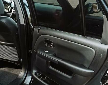 Черный Хонда СРВ, объемом двигателя 2 л и пробегом 186 тыс. км за 10000 $, фото 9 на Automoto.ua