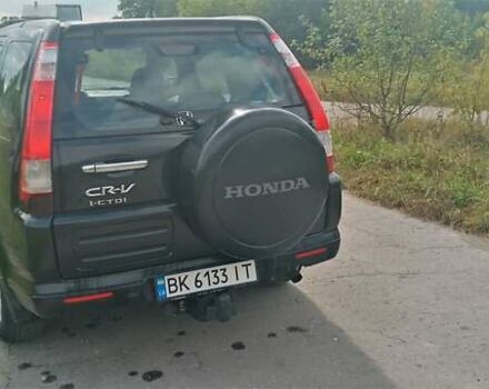 Чорний Хонда СРВ, об'ємом двигуна 2.2 л та пробігом 303 тис. км за 3600 $, фото 6 на Automoto.ua