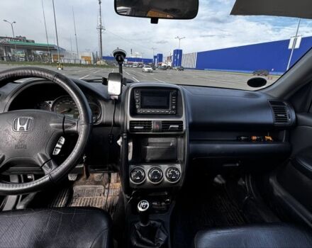 Черный Хонда СРВ, объемом двигателя 2 л и пробегом 290 тыс. км за 4700 $, фото 3 на Automoto.ua