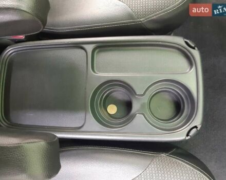 Черный Хонда СРВ, объемом двигателя 2 л и пробегом 316 тыс. км за 8200 $, фото 22 на Automoto.ua